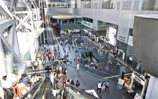 生鲜电商超市餐饮模式，融合创新的新零售革命