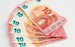 新奥今晚上开奖9点30分_精彩对决解析_V23.08.65