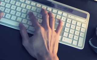 如何计算企业经营电商的费率：定义、公式与优化策略