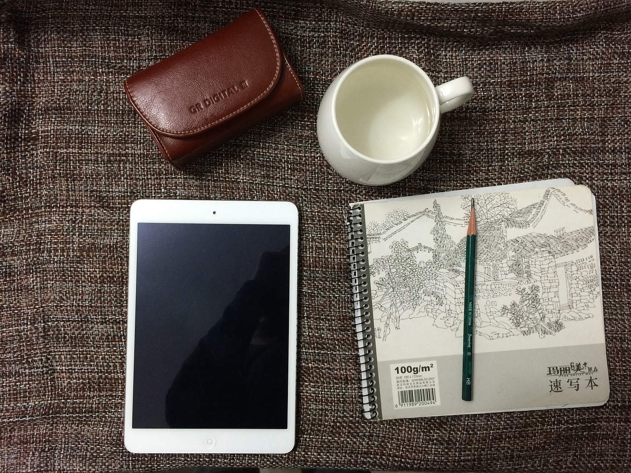 白小组正版免费资料_作答解释落实_iPad18.37.60-第1张图片-鸿庞网