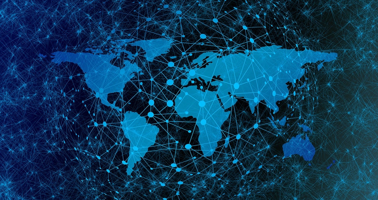 The Rise of Social Commerce:Integrating Social Media and E-Commerce-第2张图片-鸿庞网